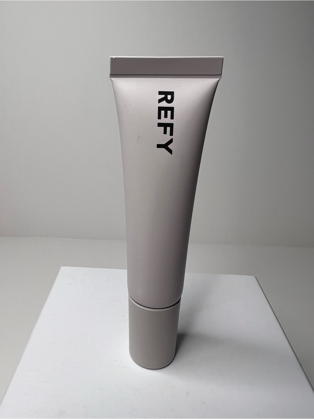 Refy Tinted Lip Gloss Full Size